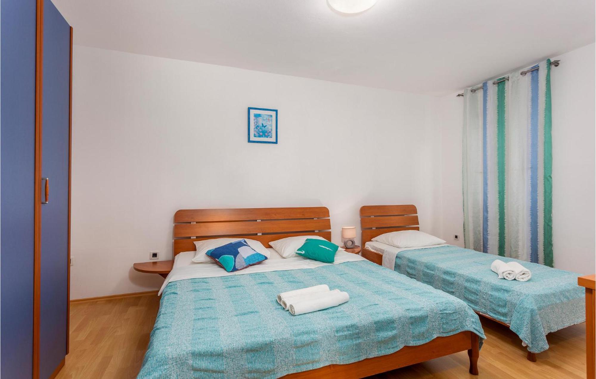 Beautiful Apartment In Pinezici With Wifi Eksteriør billede